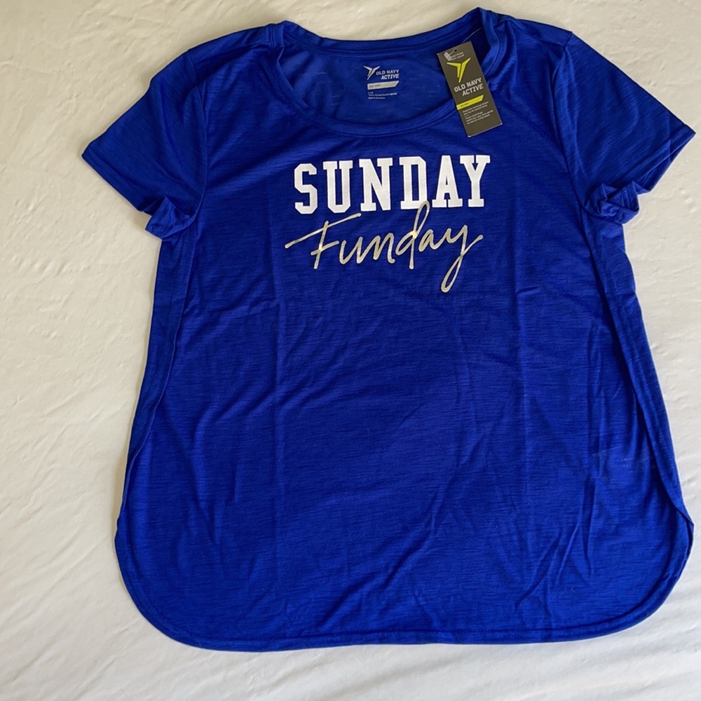 Old Navy Sunday Funday Tshirt NWT